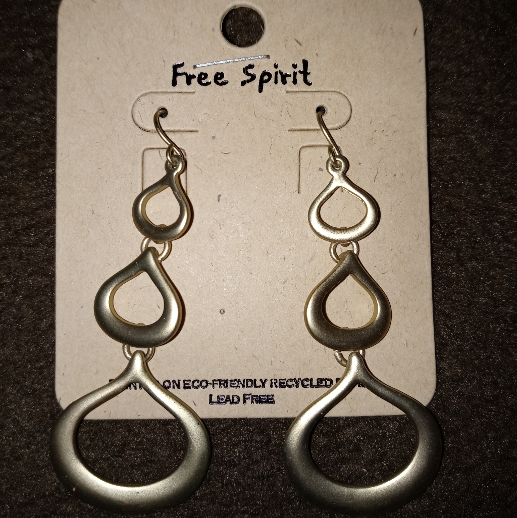 Free Spirit Dangle Earrings